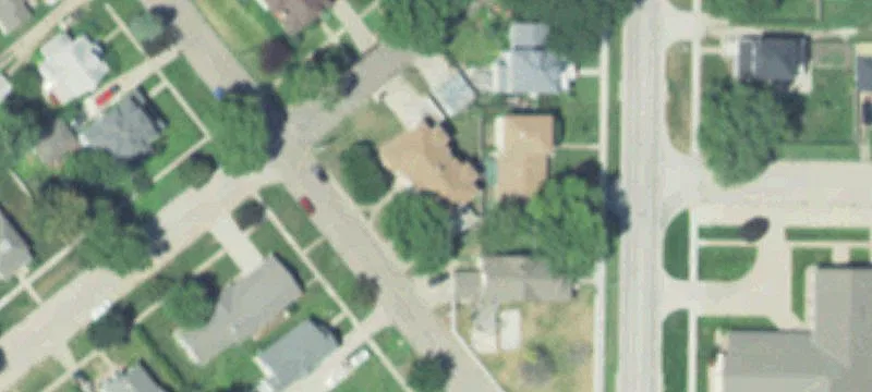 905 D Ave