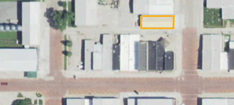327 2nd St