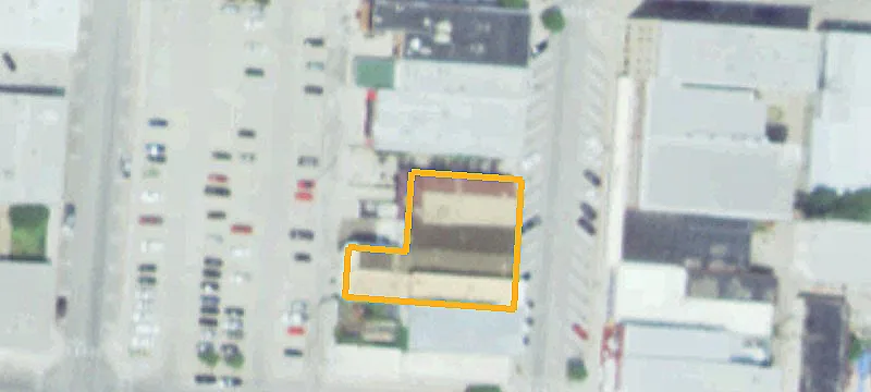 325 Main St