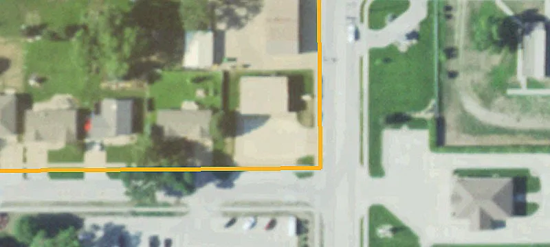 202 Robinson Ave