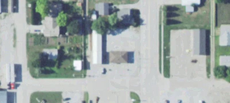 903 2nd St