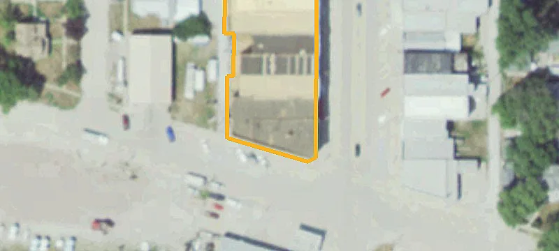 101 Main St