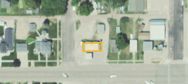 910 Main St