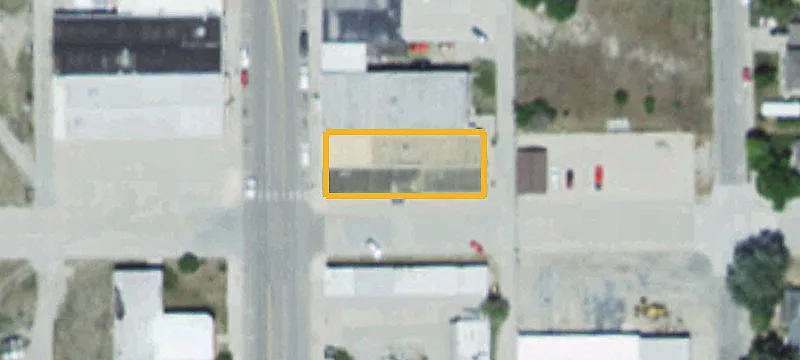 302 Main St