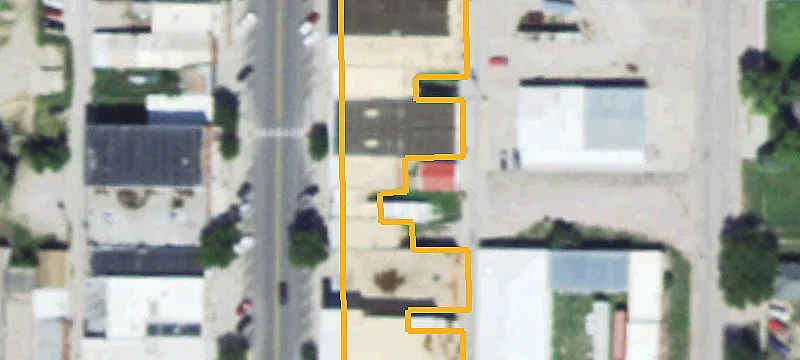 215 Main St