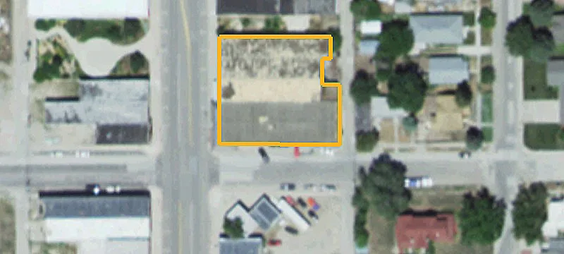 402 Main St