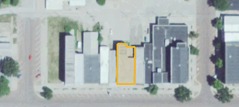 854 G St