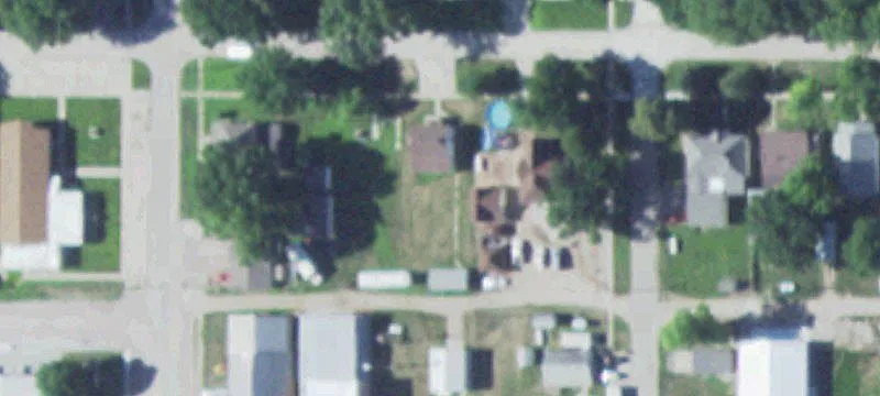 405 Drummond Ave