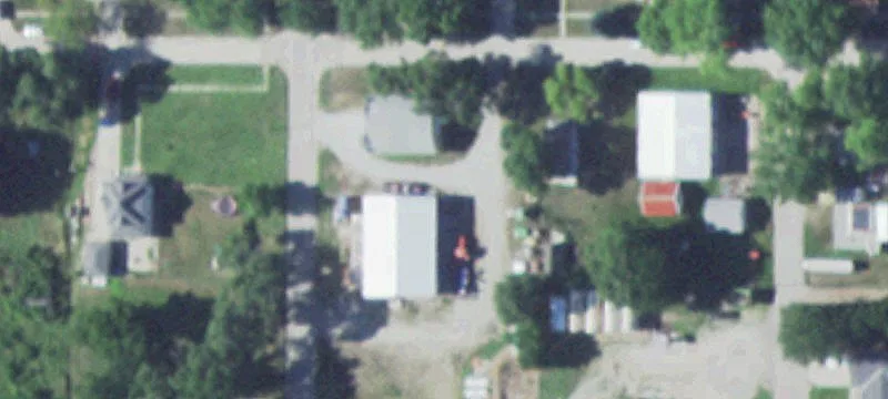 401 Ce Thompson Ave