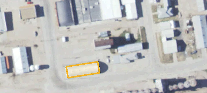 302 1st St