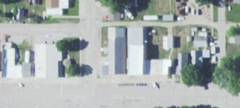 402 Ctr Ave
