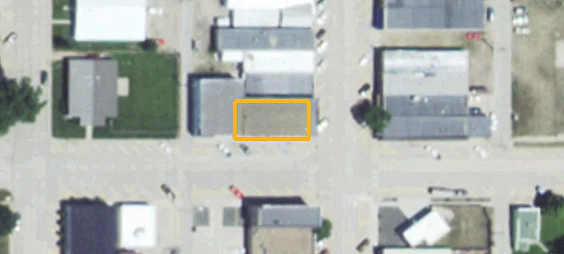 300 Main St