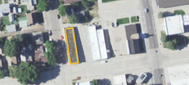 111 3rd St