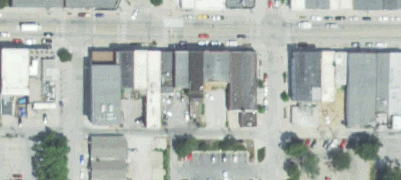 6109 Maple St