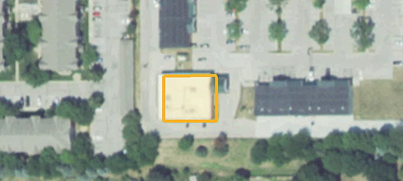 15801 Dodge Rd