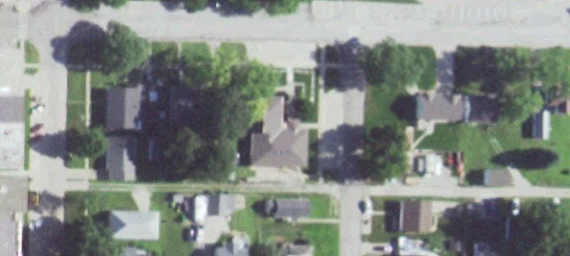 357 4th St