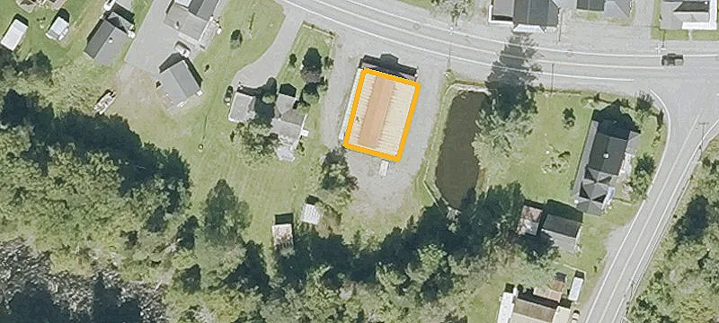 1564 Main St