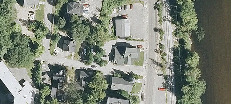 174 Main St