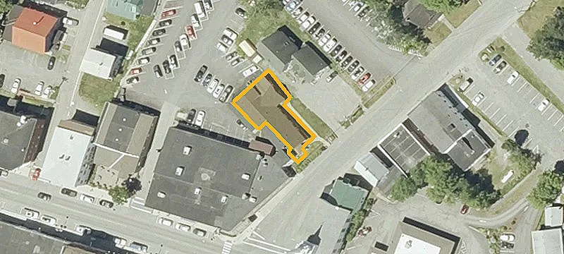 11 Pleasant St