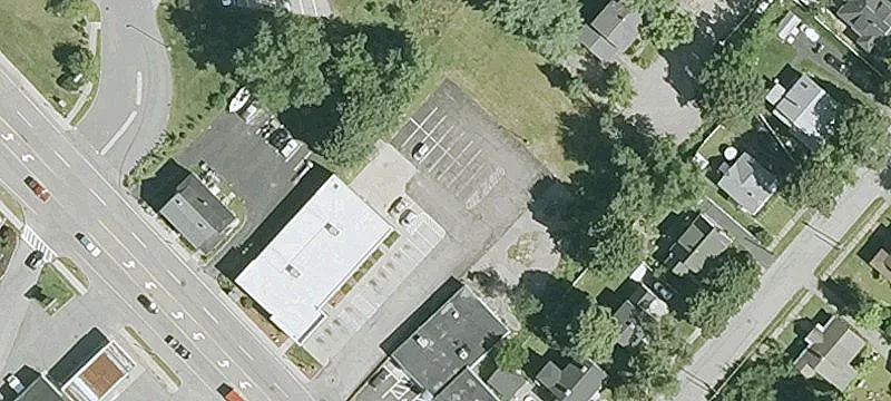 122 Main St