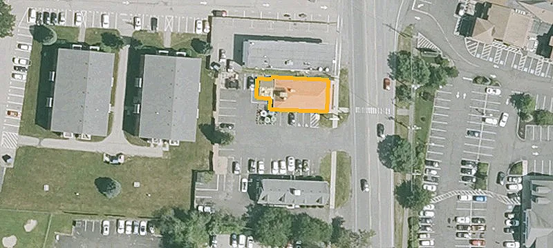 320 Lafayette Rd