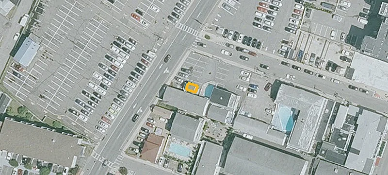 15 A St