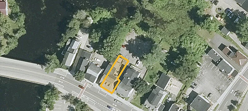 103 Main St