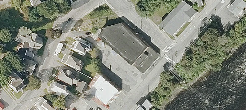 283 Main St