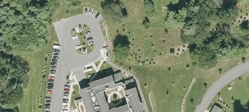 24 Old Bedford Rd