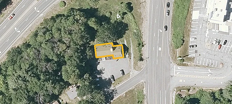 208 Daniel Webster Hwy