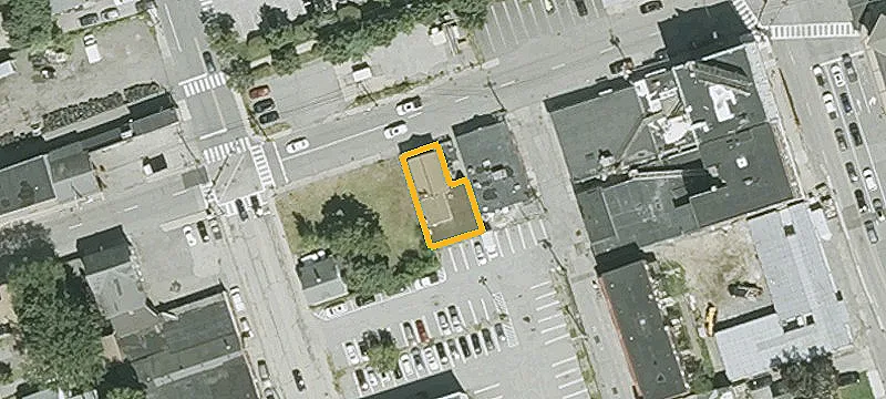 14 Hollis St
