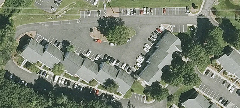 76 Northeastern Blvd