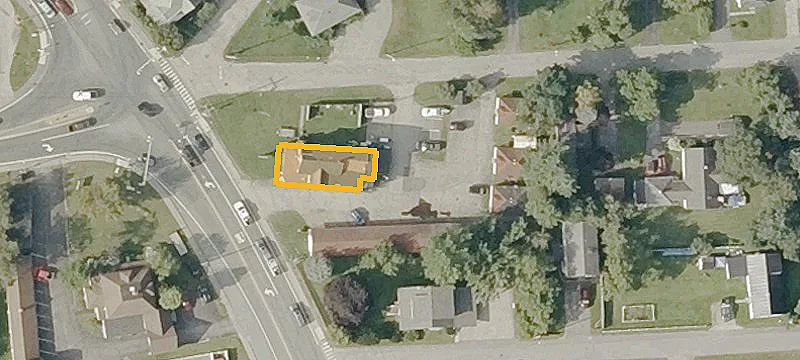 370 Main St