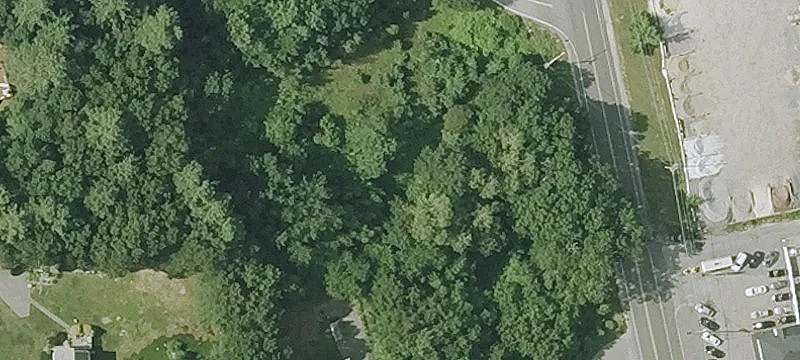 82 Russell Dr