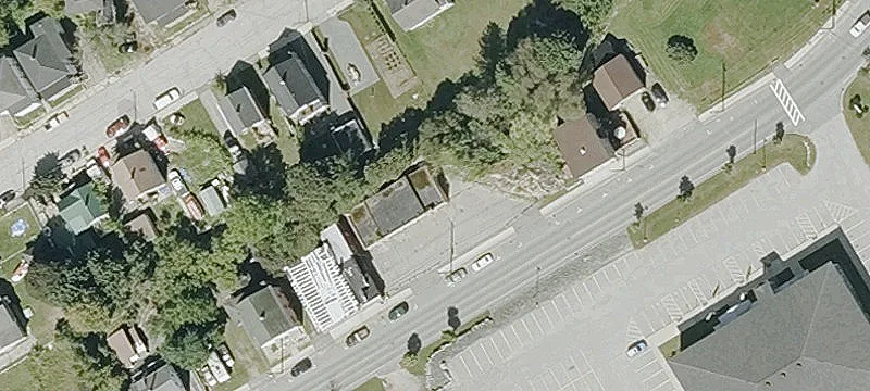569 Main St