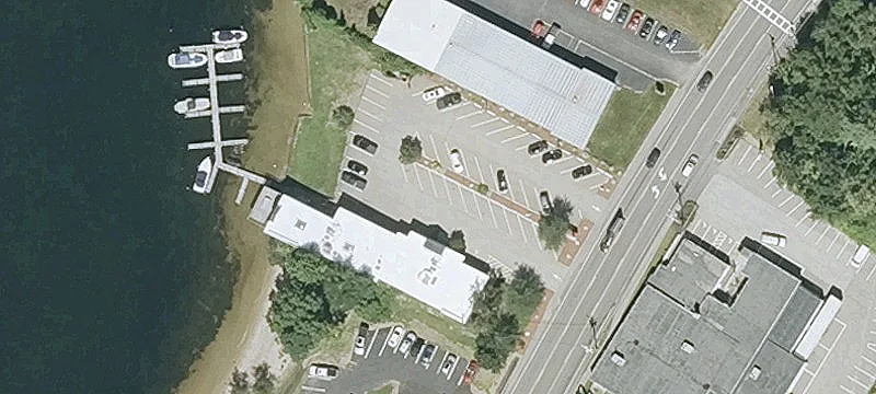 1266 Un Ave