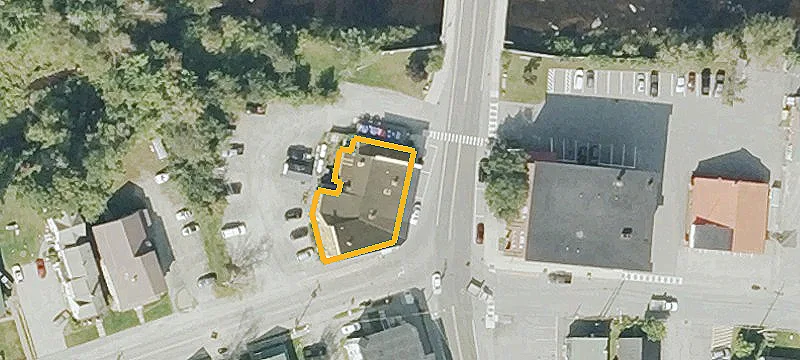 22 Main St