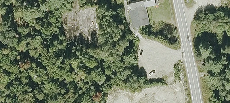 2227 Riverside Dr