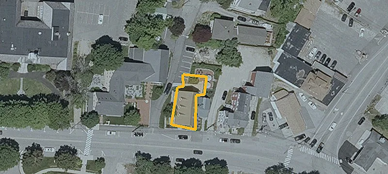 126 Main St