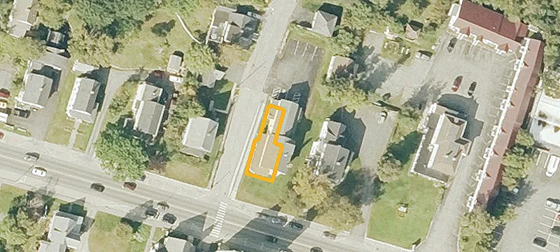 186 Main St