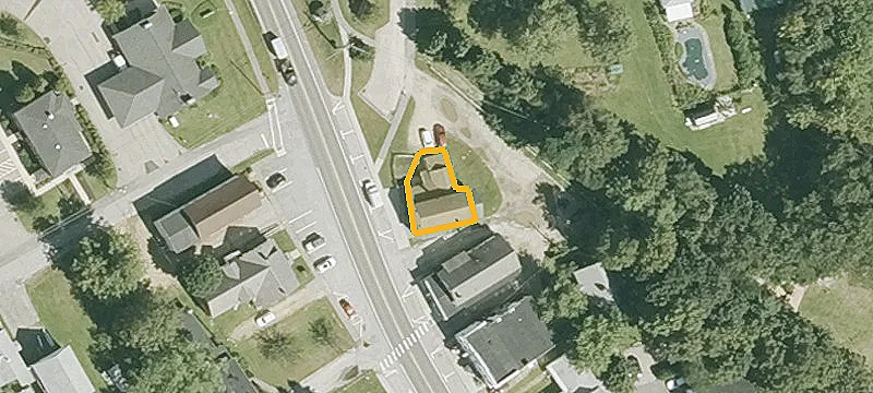 138 Main St