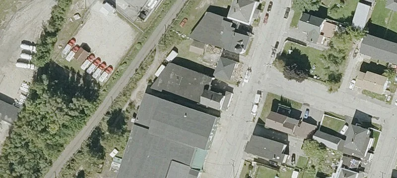 497 Goebel St