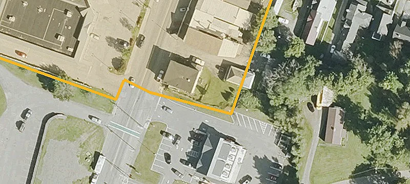 88 Main St