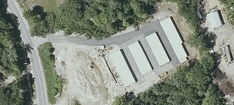 181 Middle Rd