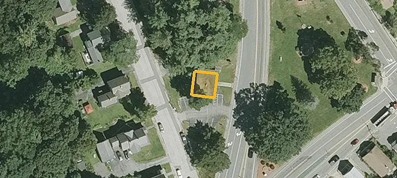 4 Derry St
