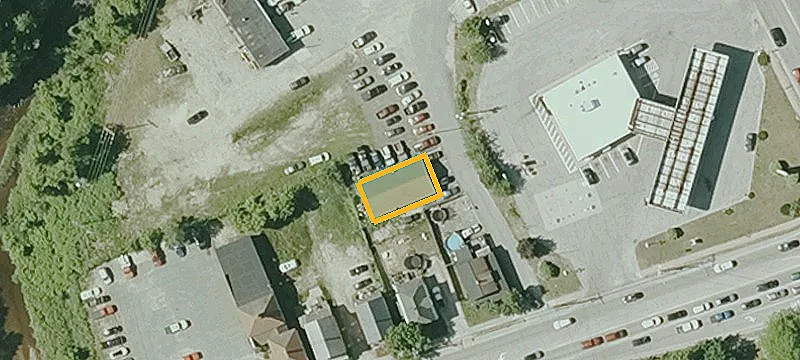 11 Mechanic St