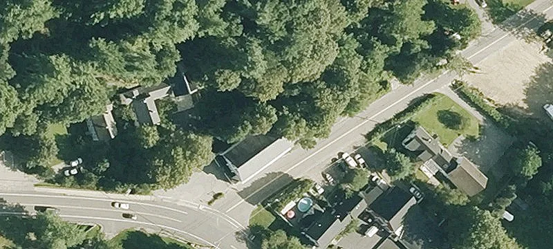12 Main St