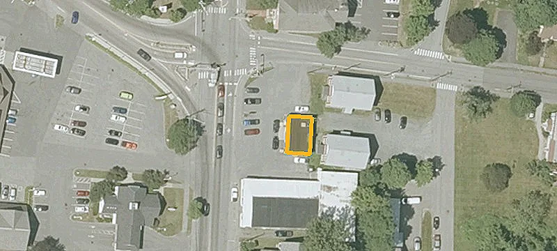 100 Main St