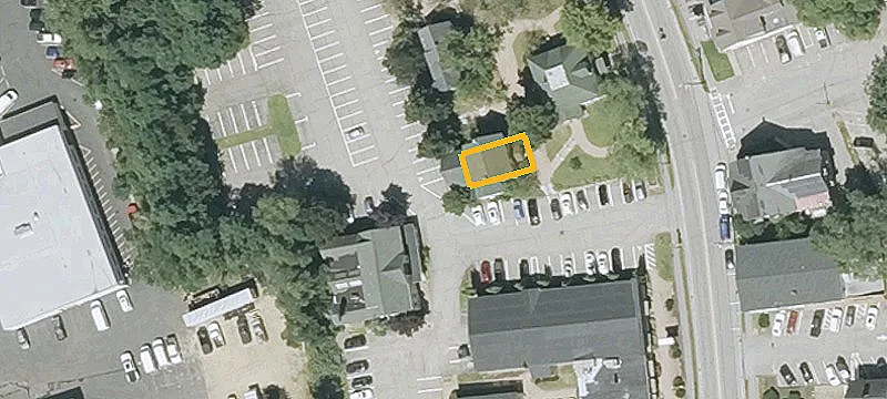 382 Un Ave Ste, Unit 18
