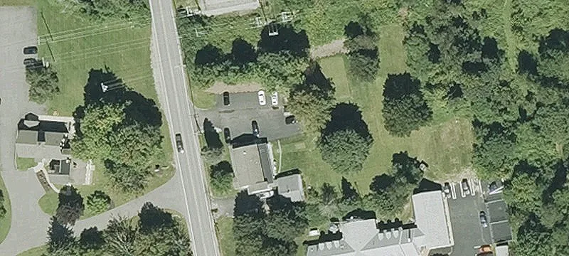 11-11A Silver Lk Rd